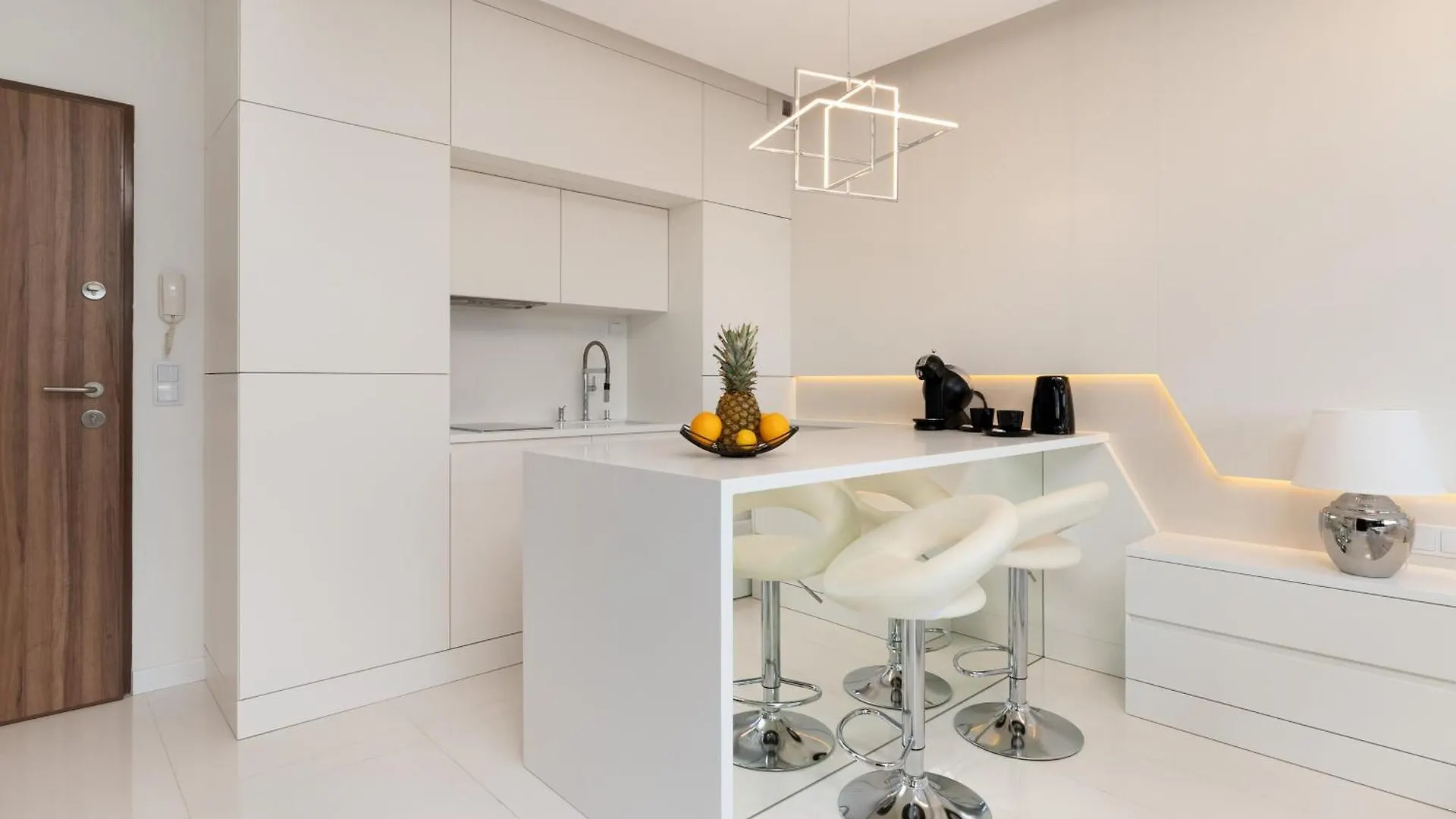Walowa Bastion Studio With Parking By Noclegi Renters Danzica Polonia